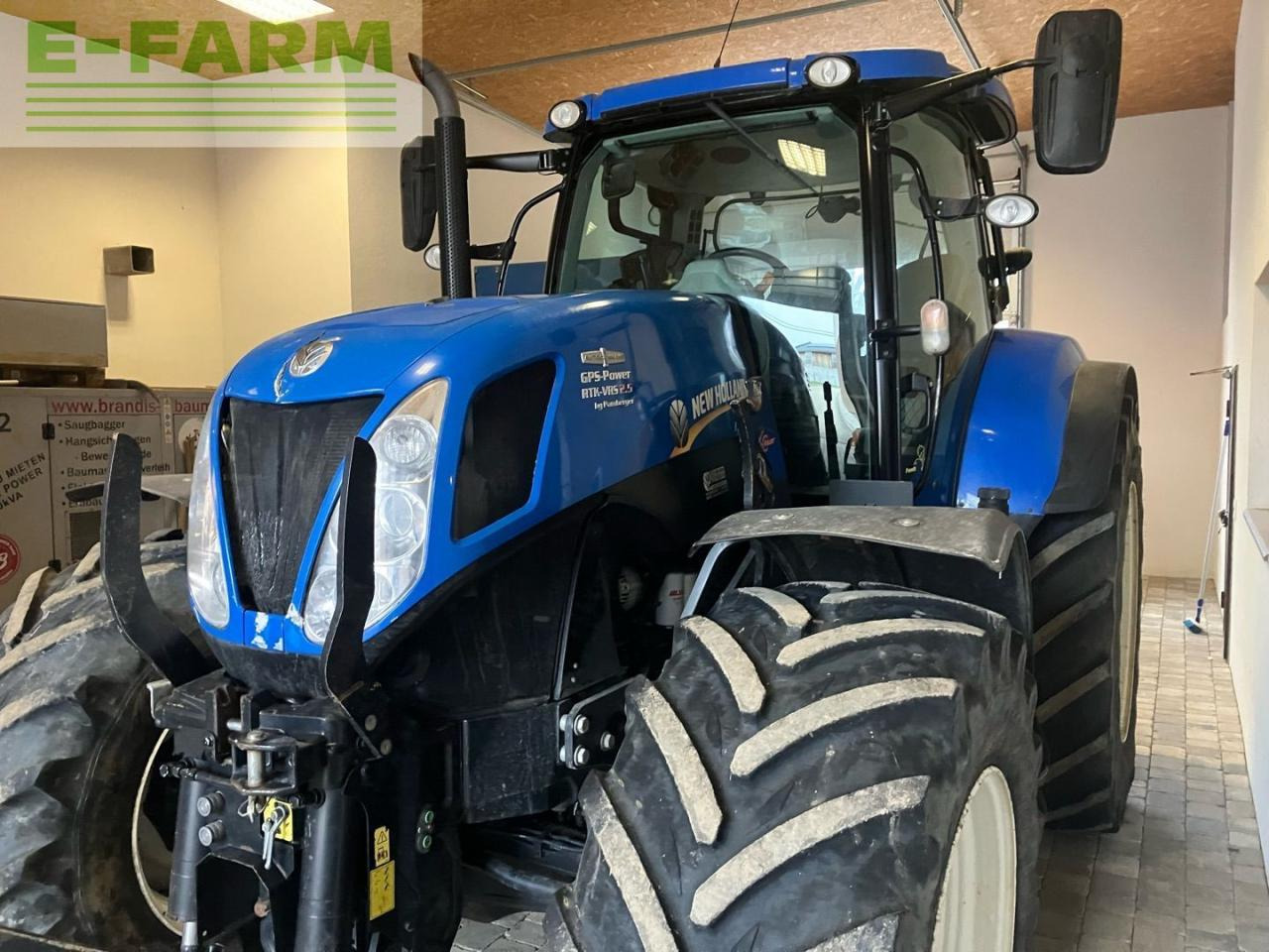 New Holland T7.220 - Traktor: das Bild 1 New Holland T7.220 - Traktor: das Bild 1
