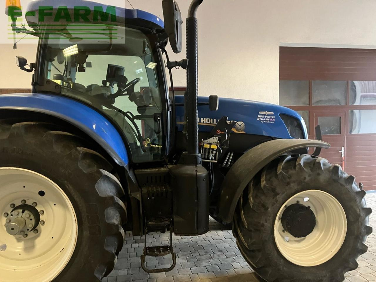 New Holland T7.220 - Traktor: das Bild 4 New Holland T7.220 - Traktor: das Bild 4