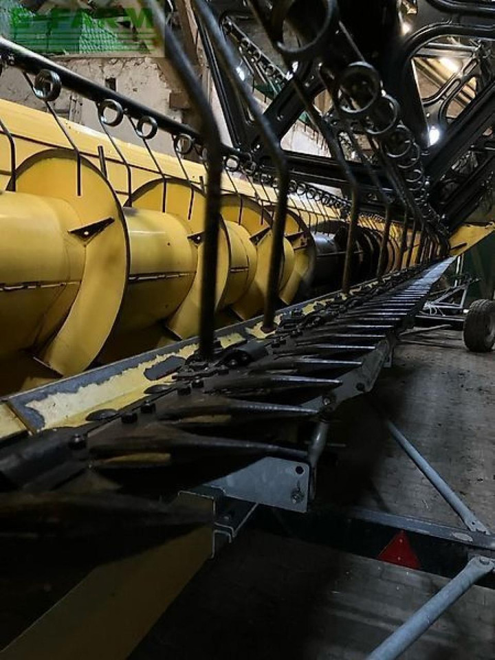 New Holland cr 8.80 - Mähdrescher: das Bild 5 New Holland cr 8.80 - Mähdrescher: das Bild 5