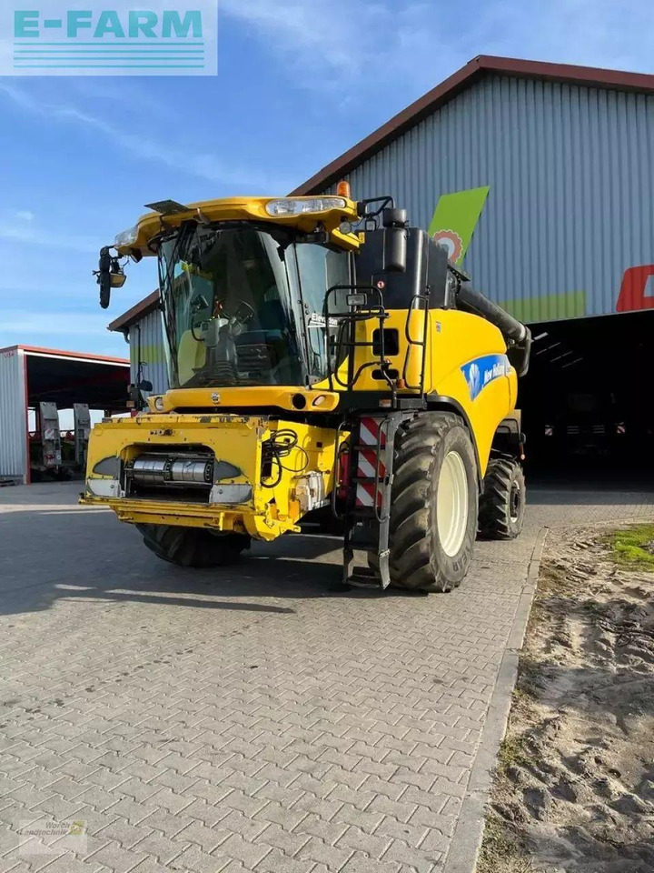 New Holland cr 9070 - Mähdrescher: das Bild 1 New Holland cr 9070 - Mähdrescher: das Bild 1