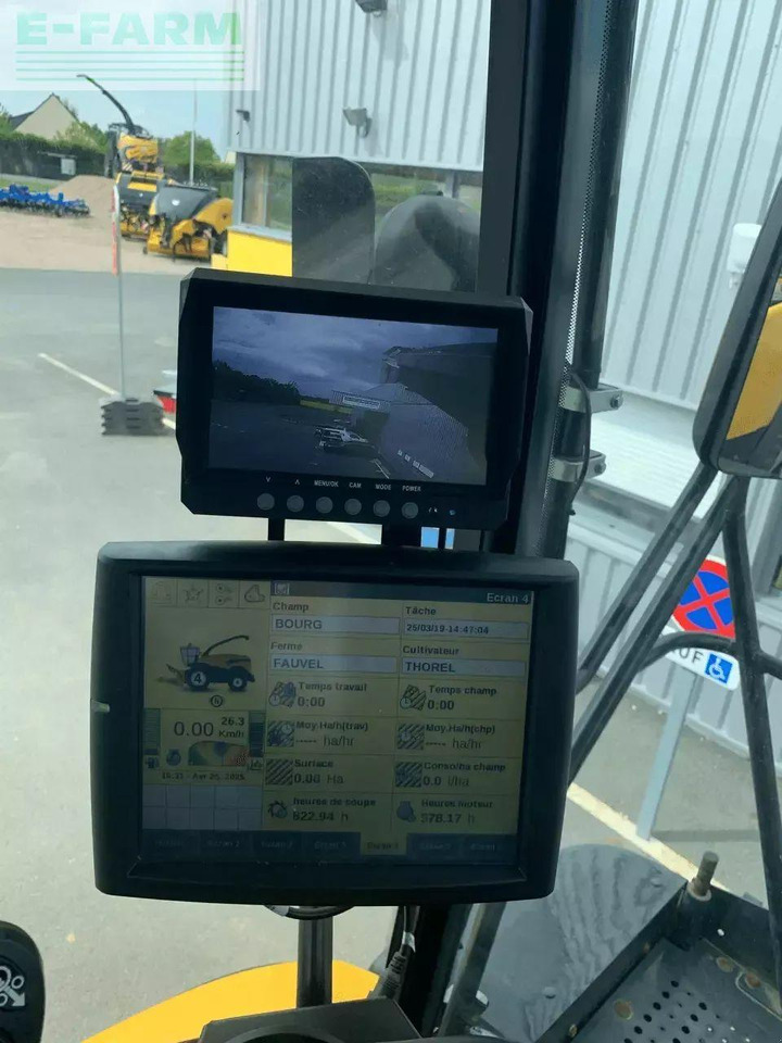 New Holland fr 480 - Feldhäcksler: das Bild 2 New Holland fr 480 - Feldhäcksler: das Bild 2