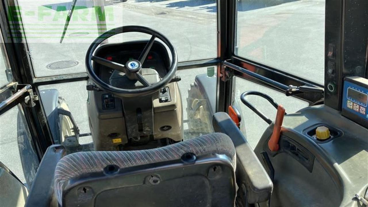 New Holland l65 - Traktor: das Bild 5 New Holland l65 - Traktor: das Bild 5