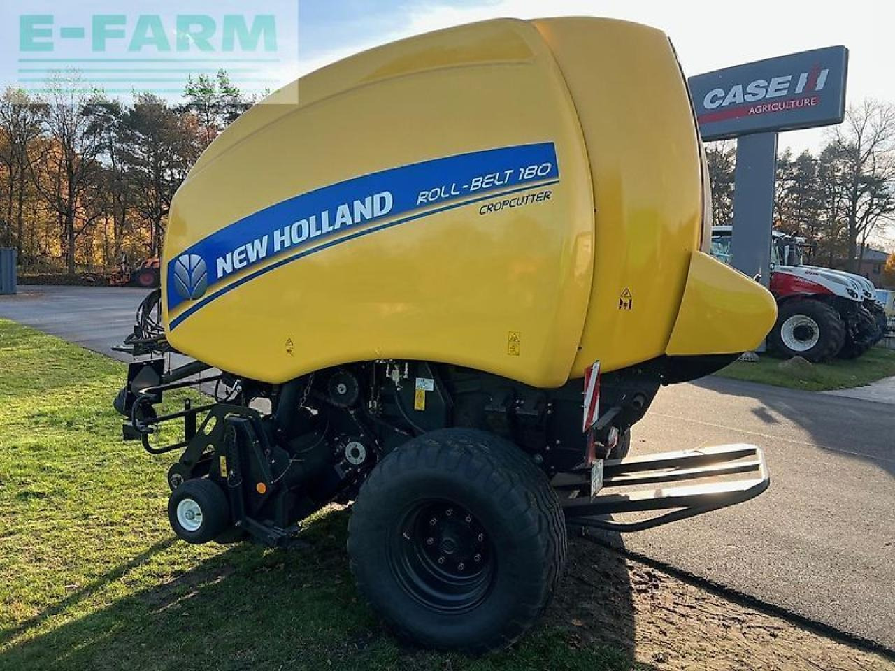New Holland roll belt 180 cropcutter - Packenpresse: das Bild 4 New Holland roll belt 180 cropcutter - Packenpresse: das Bild 4