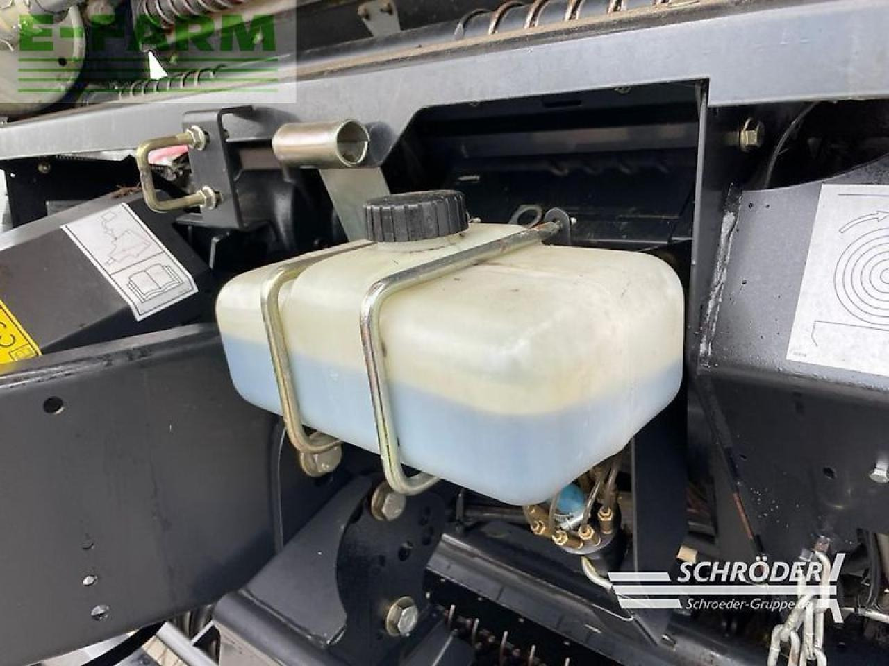 Packenpresse New Holland roll-belt 180 cropcutter: das Bild 15