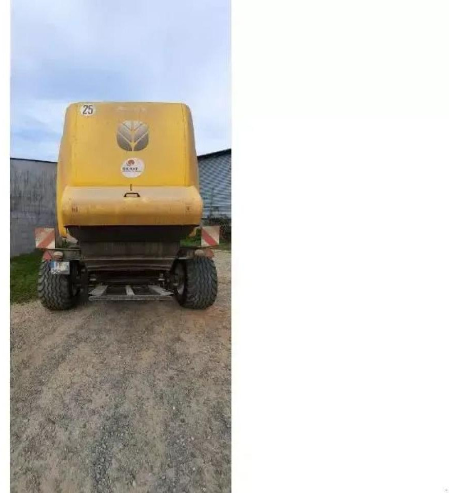 New Holland roll-belt180 - Packenpresse: das Bild 3 New Holland roll-belt180 - Packenpresse: das Bild 3