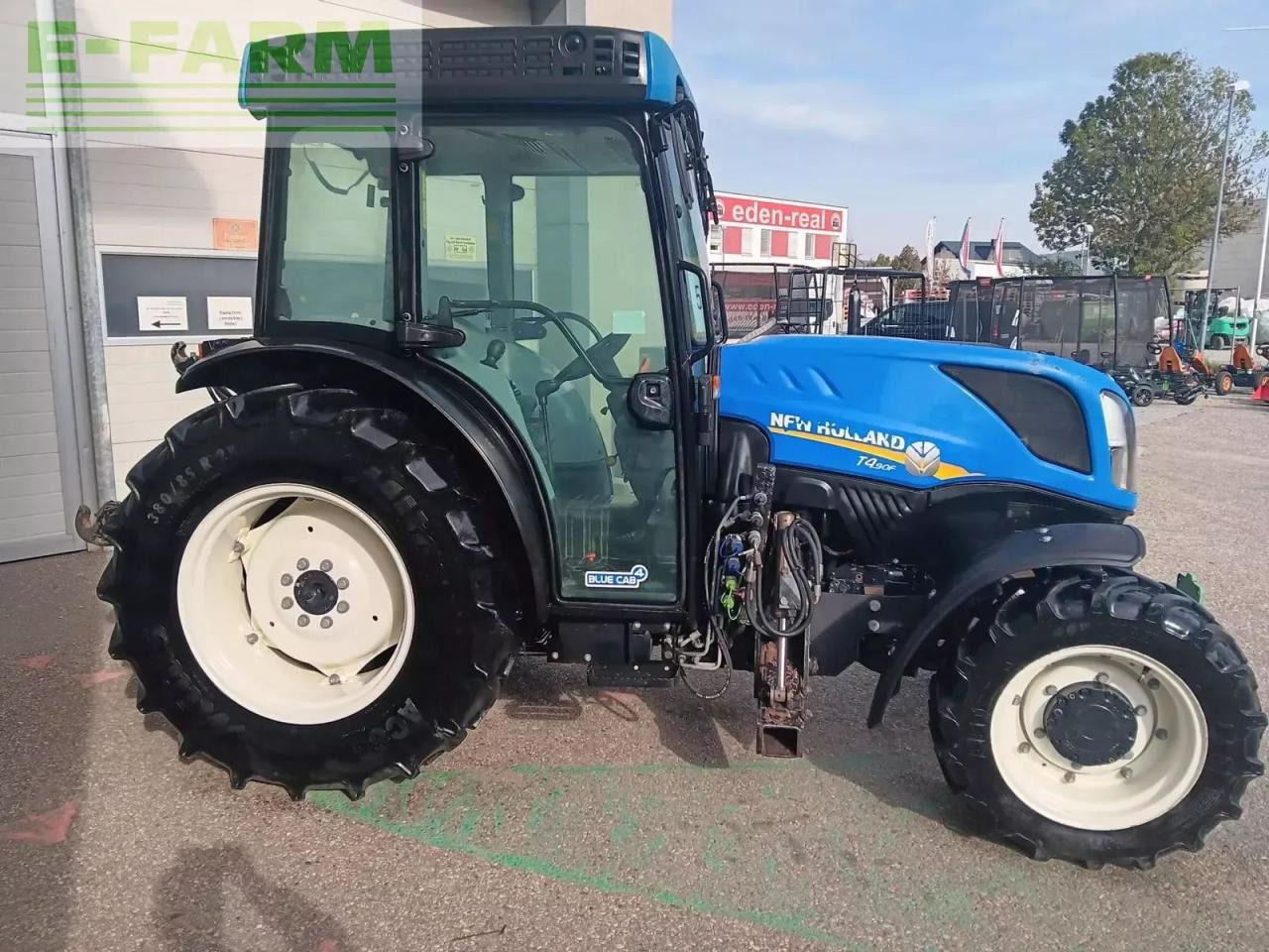 Traktor New Holland t4.90 f F: das Bild 13 Traktor New Holland t4.90 f F: das Bild 13