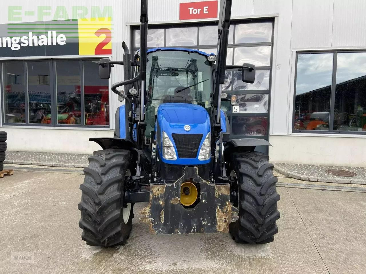 New Holland t5.105 electro command - Traktor: das Bild 3 New Holland t5.105 electro command - Traktor: das Bild 3