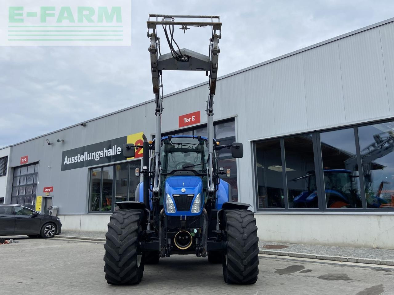 New Holland t5.105 electro command - Traktor: das Bild 4 New Holland t5.105 electro command - Traktor: das Bild 4