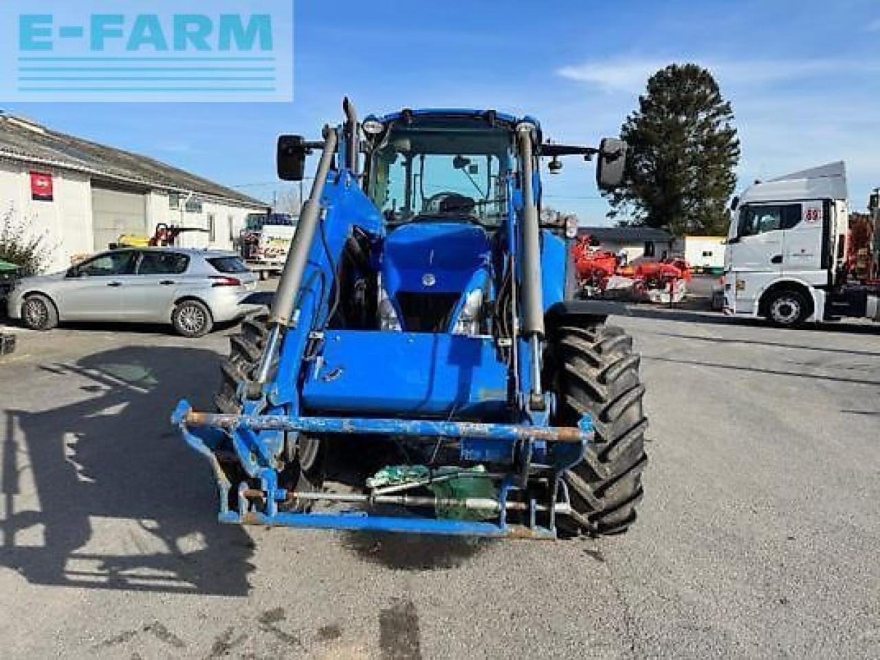 New Holland t5.95 - Traktor: das Bild 2 New Holland t5.95 - Traktor: das Bild 2