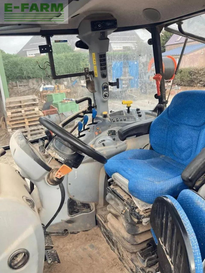 New Holland t5 95 electro command - Traktor: das Bild 4 New Holland t5 95 electro command - Traktor: das Bild 4