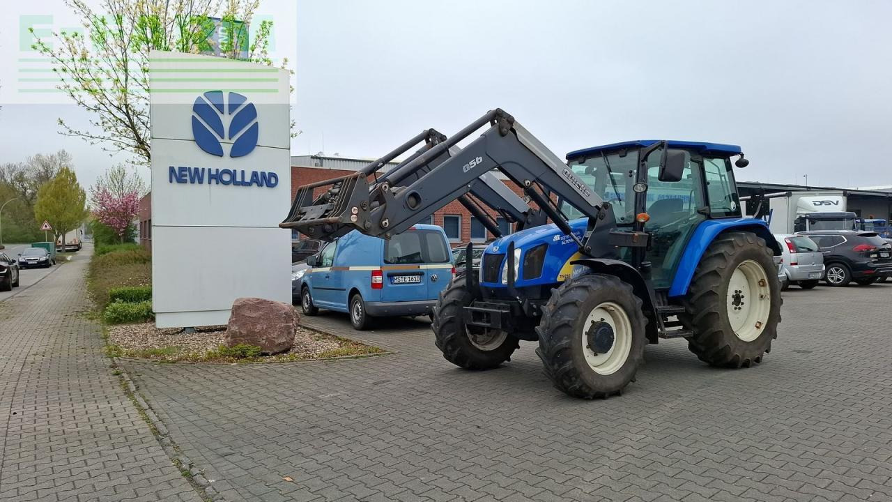 New Holland t5050 - Traktor: das Bild 1 New Holland t5050 - Traktor: das Bild 1