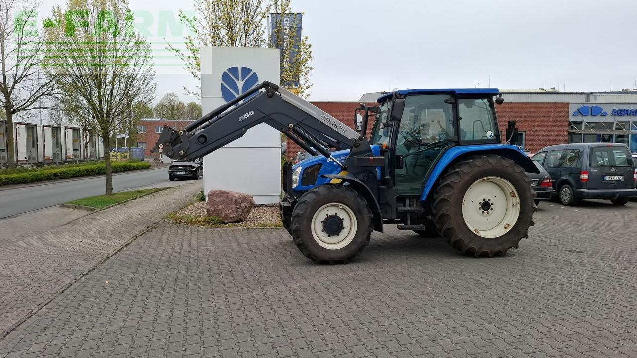 New Holland t5050 - Traktor: das Bild 2 New Holland t5050 - Traktor: das Bild 2