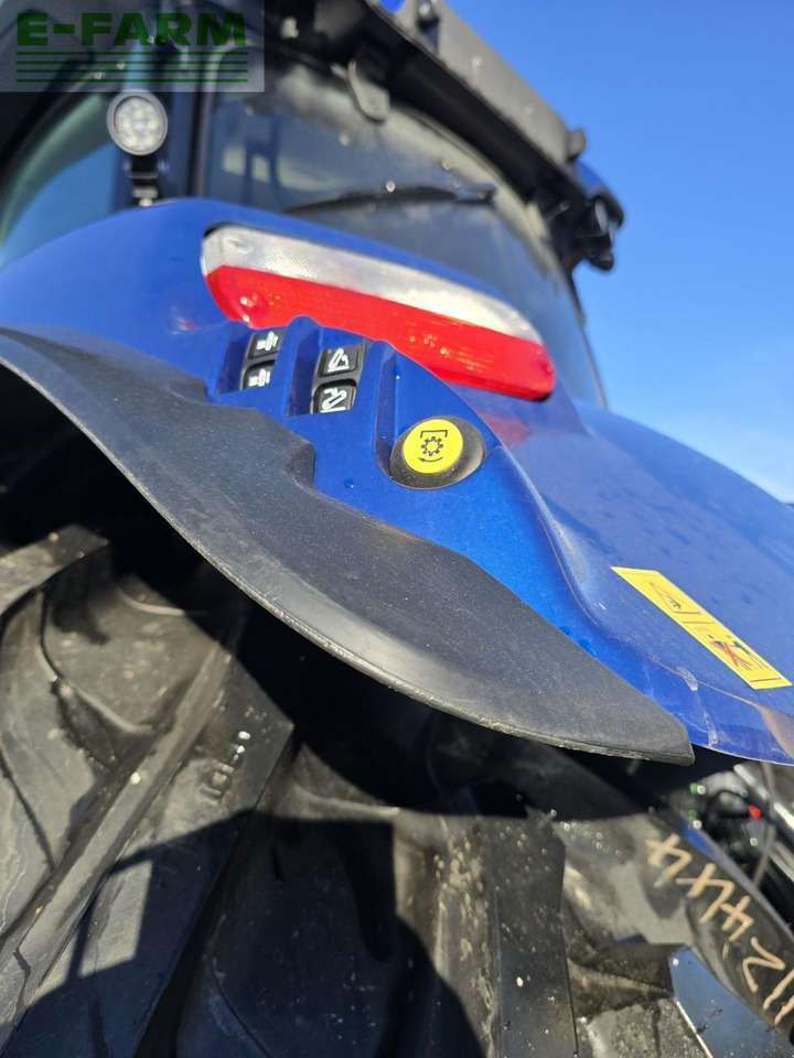 New Holland t6.160 dynamic command (stage v) - Traktor: das Bild 3 New Holland t6.160 dynamic command (stage v) - Traktor: das Bild 3