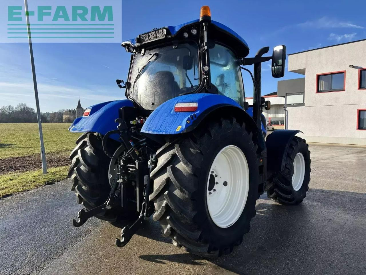 New Holland t6.180 auto command (stage v) - Traktor: das Bild 5 New Holland t6.180 auto command (stage v) - Traktor: das Bild 5