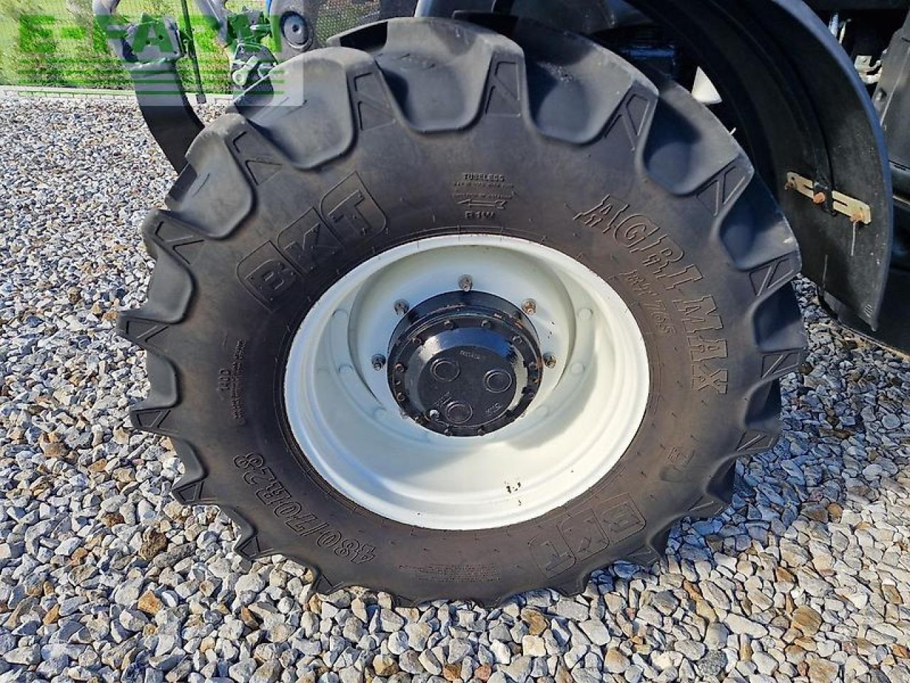Traktor New Holland t7.200 powercommand: das Bild 17