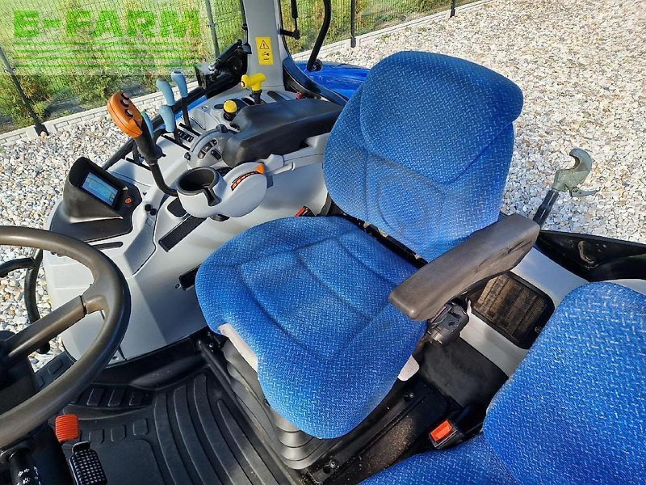 Traktor New Holland t7.200 powercommand: das Bild 10