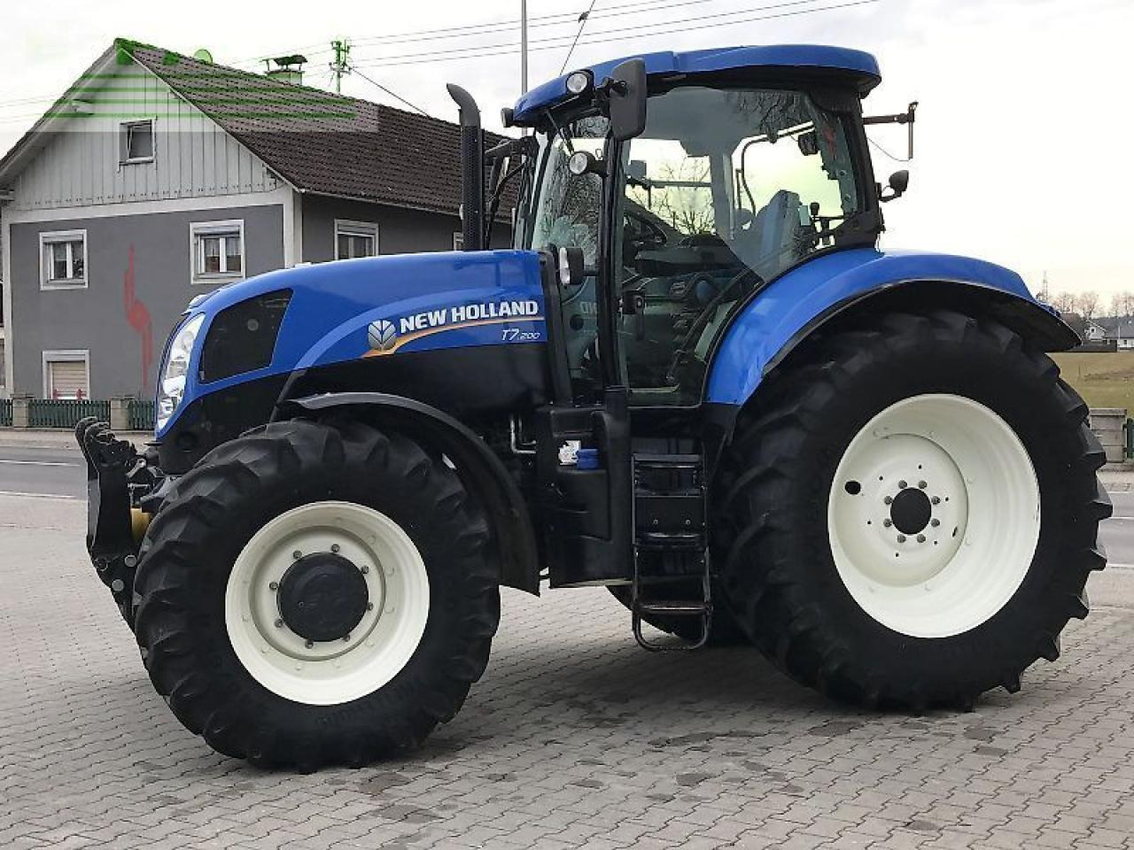New Holland t7.200 range command - Traktor: das Bild 5 New Holland t7.200 range command - Traktor: das Bild 5
