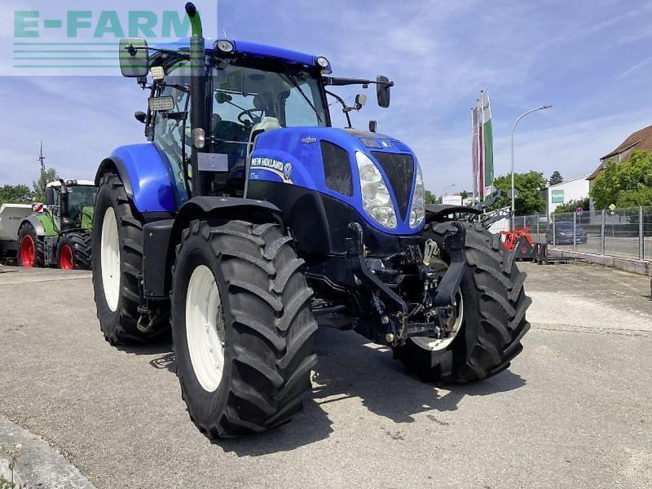 New Holland t7 210 autocommand - Traktor: das Bild 2 New Holland t7 210 autocommand - Traktor: das Bild 2
