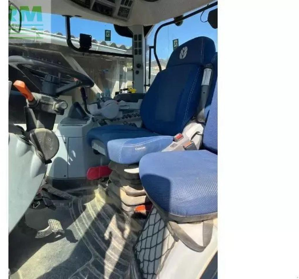 Traktor New Holland t7-230pc: das Bild 9