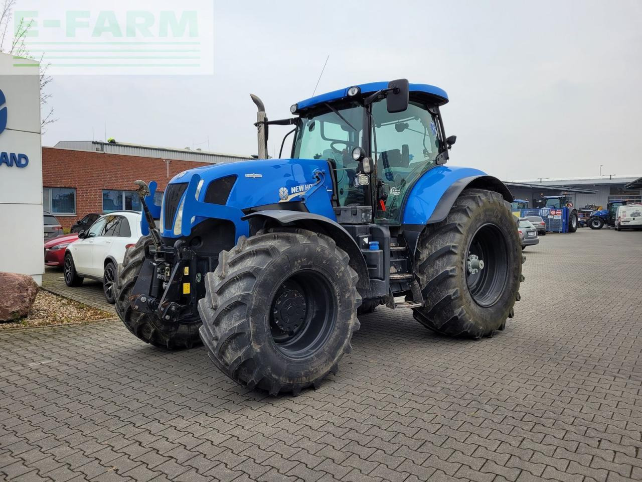 New Holland t7.250 ac - Traktor: das Bild 2 New Holland t7.250 ac - Traktor: das Bild 2