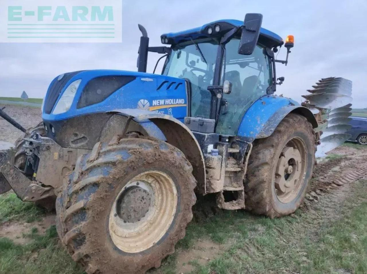 New Holland t7.270 ac - Traktor: das Bild 1 New Holland t7.270 ac - Traktor: das Bild 1