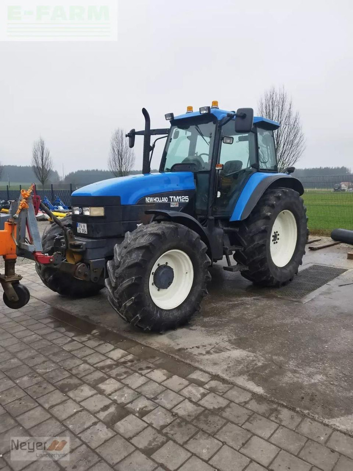 New Holland tm 125 - Traktor: das Bild 2 New Holland tm 125 - Traktor: das Bild 2