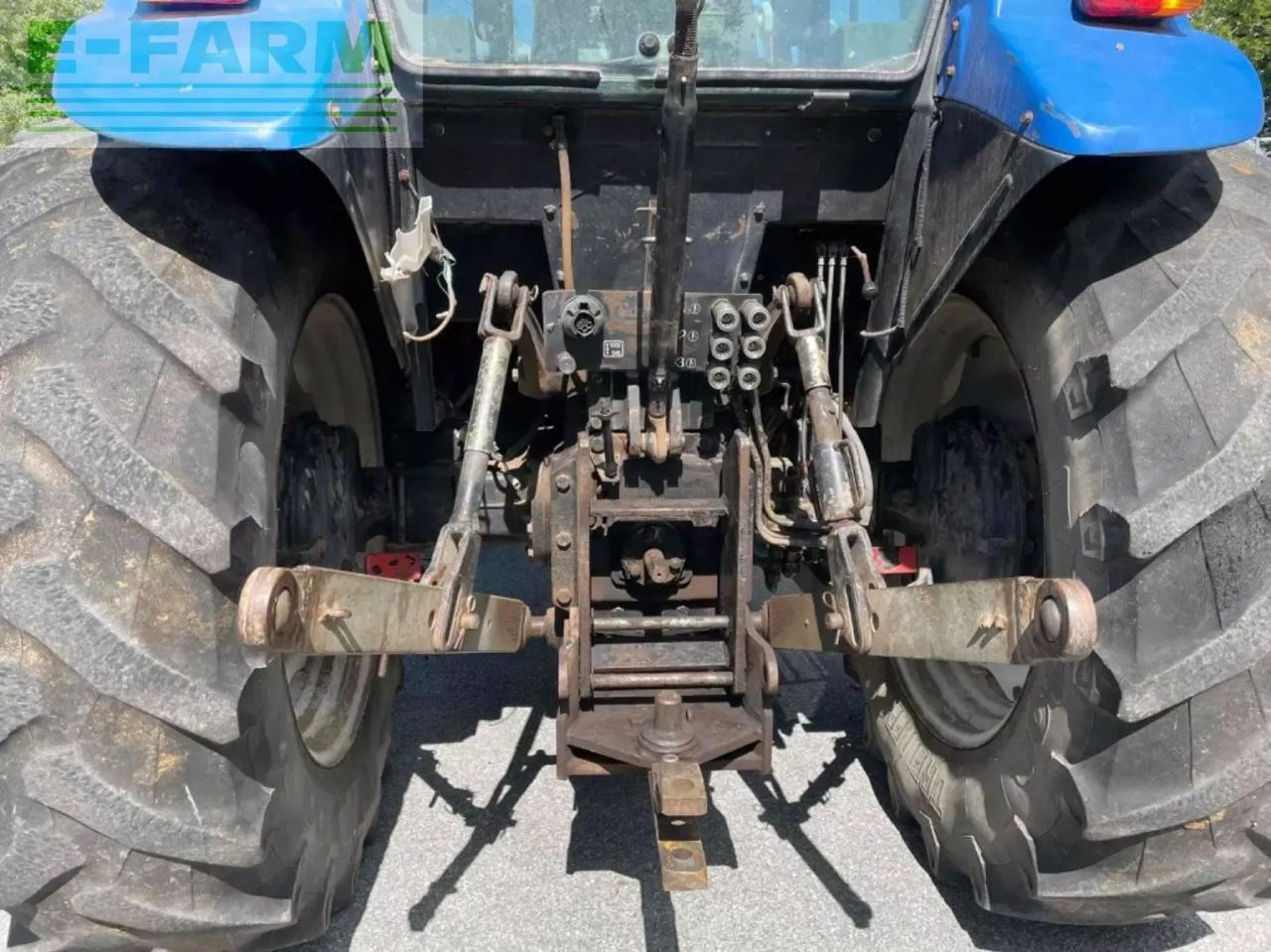 New Holland tracteur agricole td85d new holland D - Traktor: das Bild 4 New Holland tracteur agricole td85d new holland D - Traktor: das Bild 4