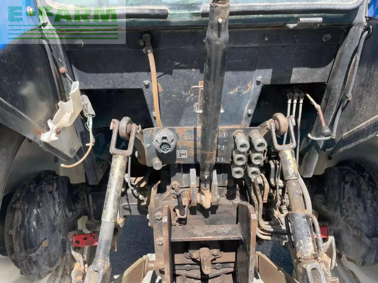 New Holland tracteur agricole td85d new holland D - Traktor: das Bild 3 New Holland tracteur agricole td85d new holland D - Traktor: das Bild 3