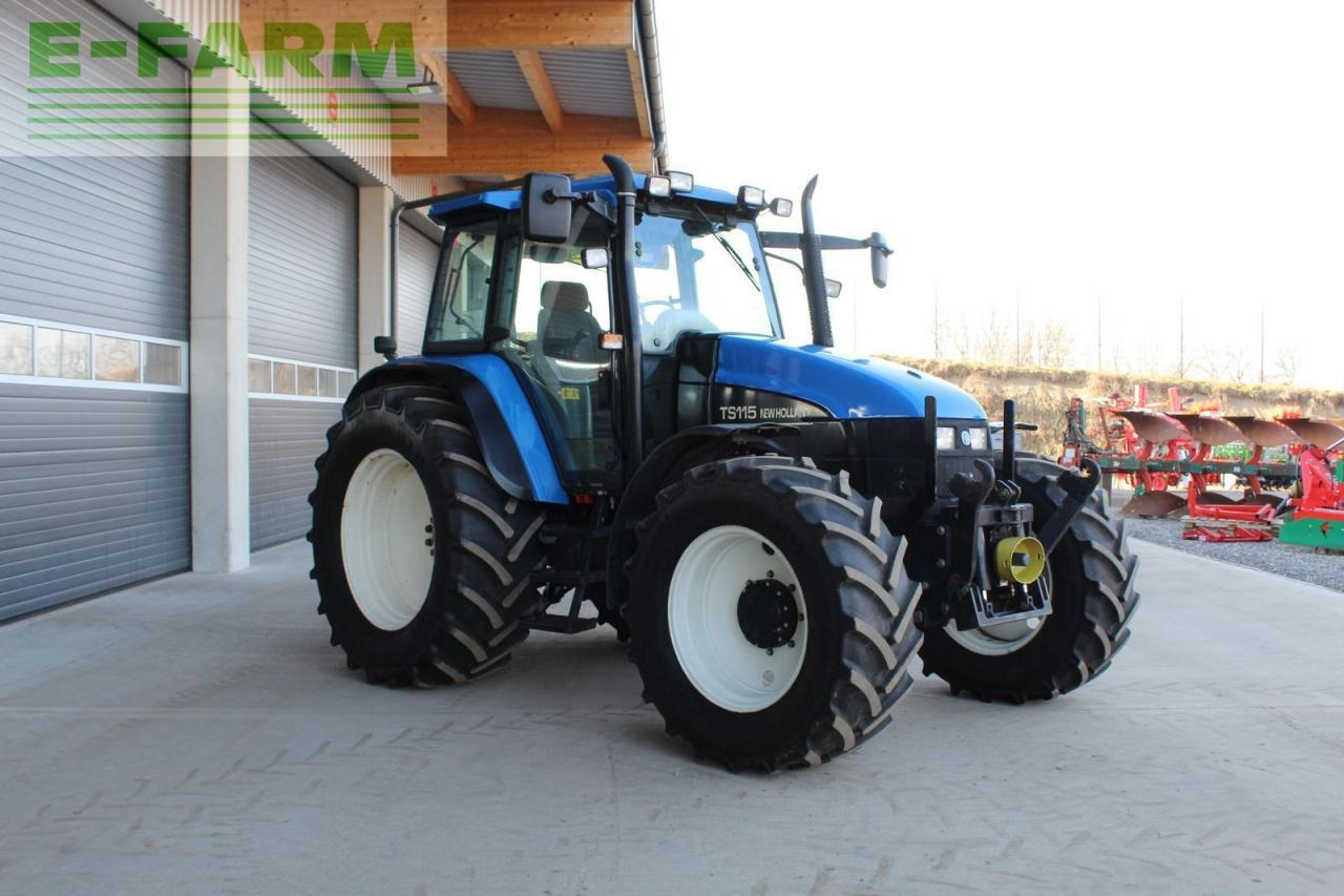 New Holland ts115 - Traktor: das Bild 3 New Holland ts115 - Traktor: das Bild 3