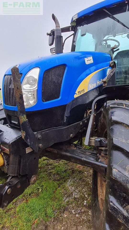 New Holland ts115a - Traktor: das Bild 4 New Holland ts115a - Traktor: das Bild 4