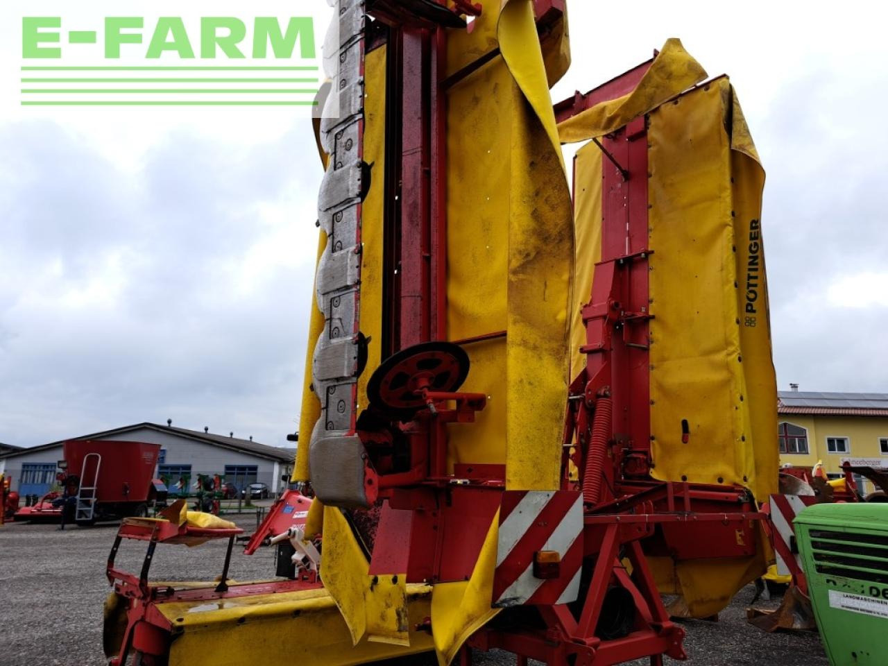 Pöttinger Novacat V 8600 - Mähwerk: das Bild 4 Pöttinger Novacat V 8600 - Mähwerk: das Bild 4