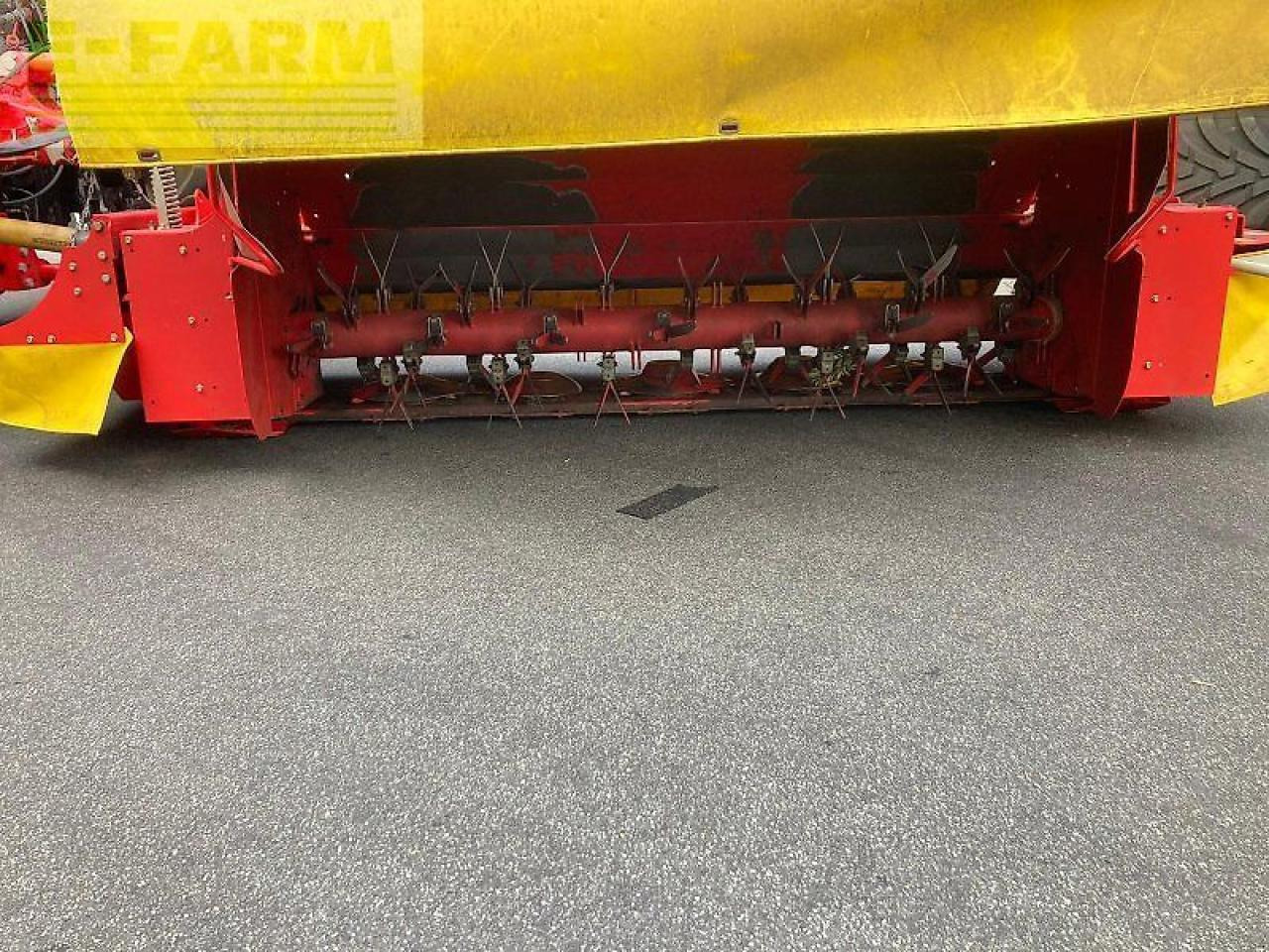 Pöttinger novacat x8 ed - Mähwerk: das Bild 4 Pöttinger novacat x8 ed - Mähwerk: das Bild 4