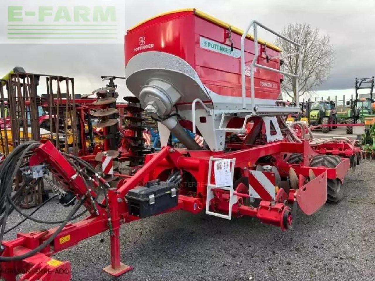 Pöttinger terrasem 3000 d - Einzelkornsämaschine: das Bild 1 Pöttinger terrasem 3000 d - Einzelkornsämaschine: das Bild 1