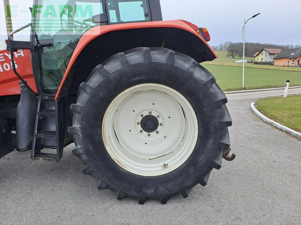 Steyr 9105 - Traktor: das Bild 5 Steyr 9105 - Traktor: das Bild 5