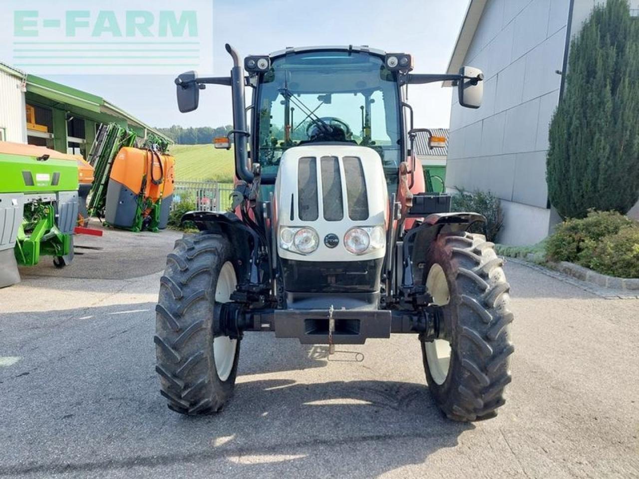 Steyr kompakt 4095 profi 2 - Traktor: das Bild 2 Steyr kompakt 4095 profi 2 - Traktor: das Bild 2
