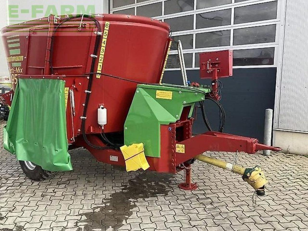 Strautmann verti-mix 951 - Fütterungstechnik: das Bild 3 Strautmann verti-mix 951 - Fütterungstechnik: das Bild 3