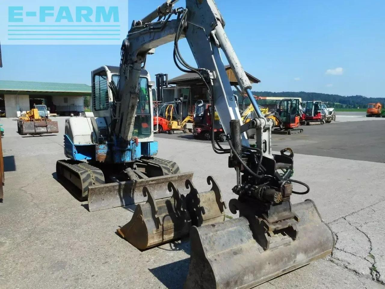 Takeuchi tb 153fr ( 5.650kg ) rototilt +ähnlich powertilt - Minibagger: das Bild 5 Takeuchi tb 153fr ( 5.650kg ) rototilt +ähnlich powertilt - Minibagger: das Bild 5
