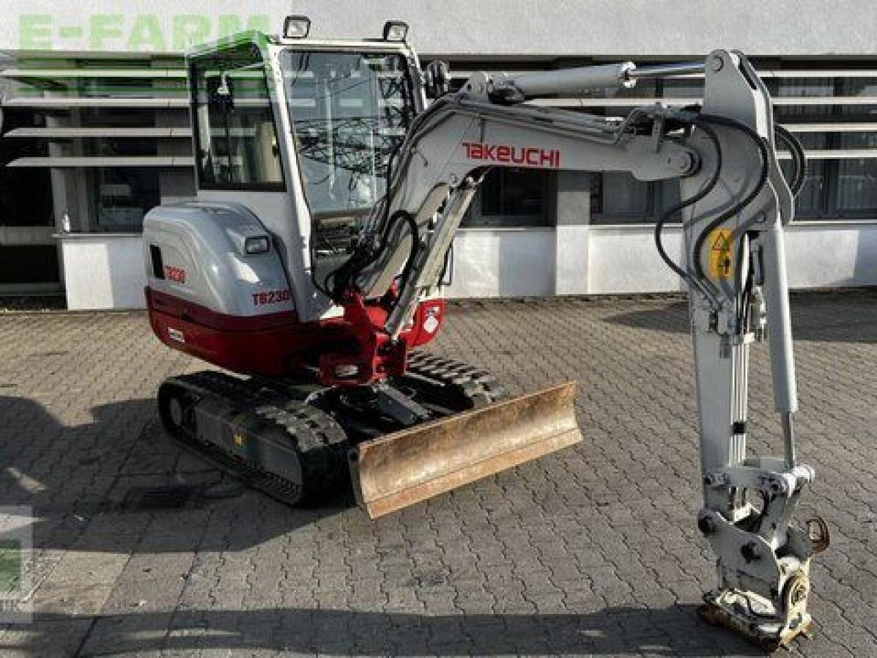 Takeuchi tb 230 - Minibagger: das Bild 2 Takeuchi tb 230 - Minibagger: das Bild 2