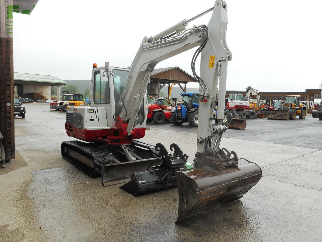 Takeuchi tb 250 ( 4.965kg ) hydr. sw + 2 löffel + alle le - Kettenbagger: das Bild 4 Takeuchi tb 250 ( 4.965kg ) hydr. sw + 2 löffel + alle le - Kettenbagger: das Bild 4