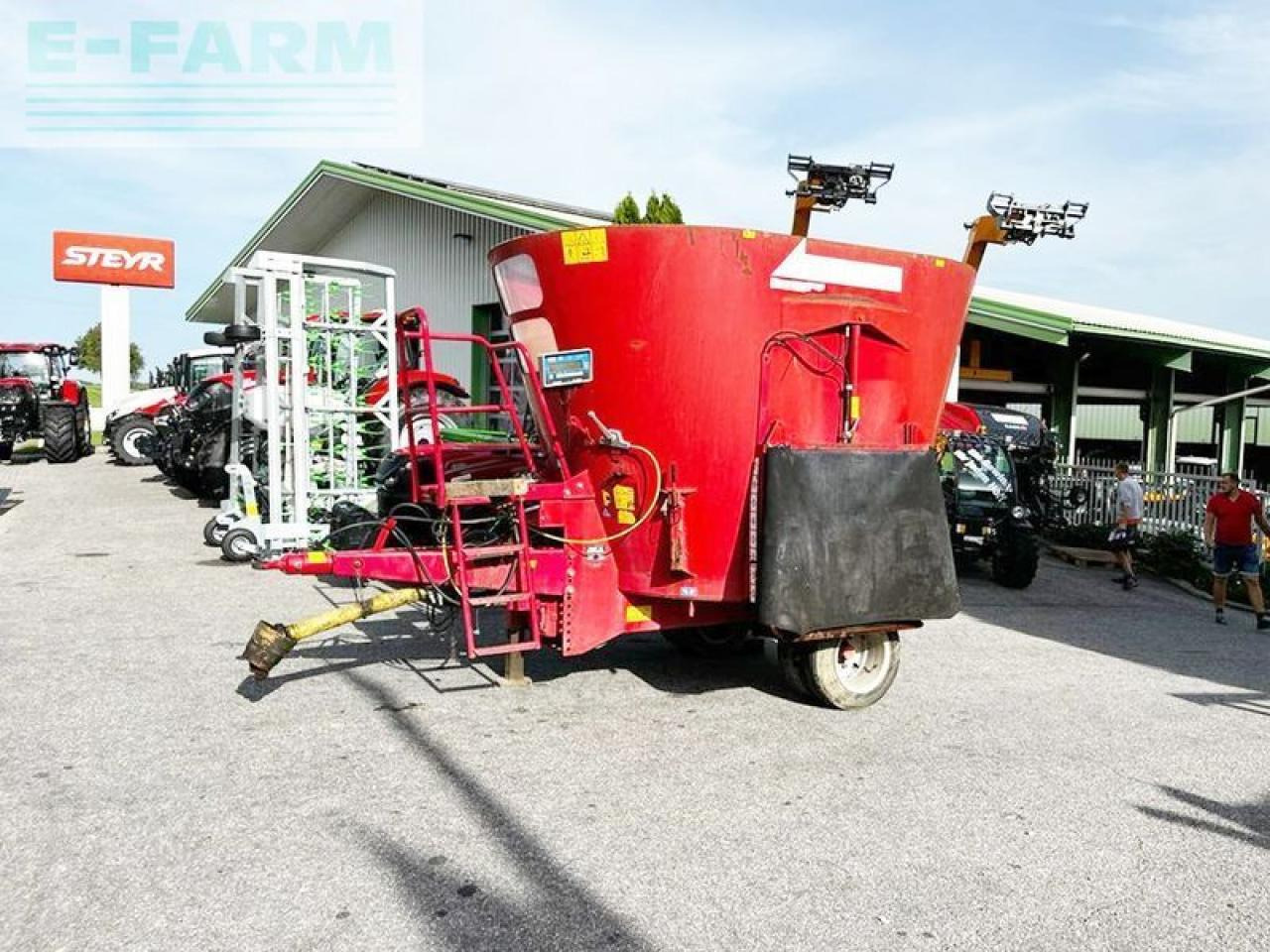Trioliet solomix 1000 futtermischwagen - Fütterungstechnik: das Bild 1 Trioliet solomix 1000 futtermischwagen - Fütterungstechnik: das Bild 1