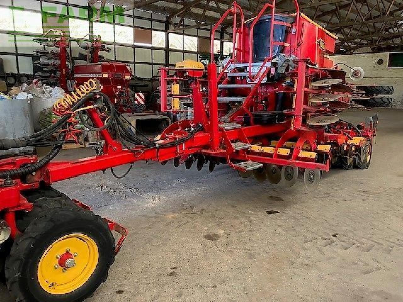 Väderstad rapid 400 s - Sämaschine: das Bild 1 Väderstad rapid 400 s - Sämaschine: das Bild 1