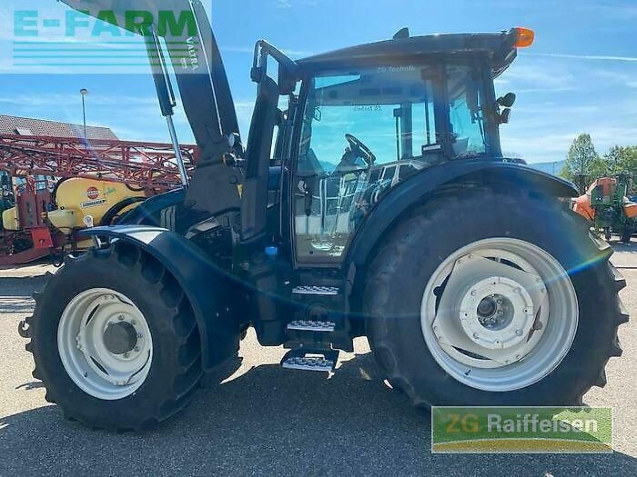 Valtra g135v 1b9 - Traktor: das Bild 5 Valtra g135v 1b9 - Traktor: das Bild 5