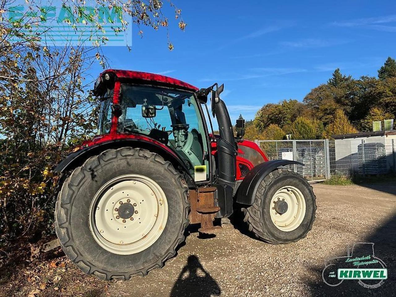 Valtra n 104 - Traktor: das Bild 4 Valtra n 104 - Traktor: das Bild 4