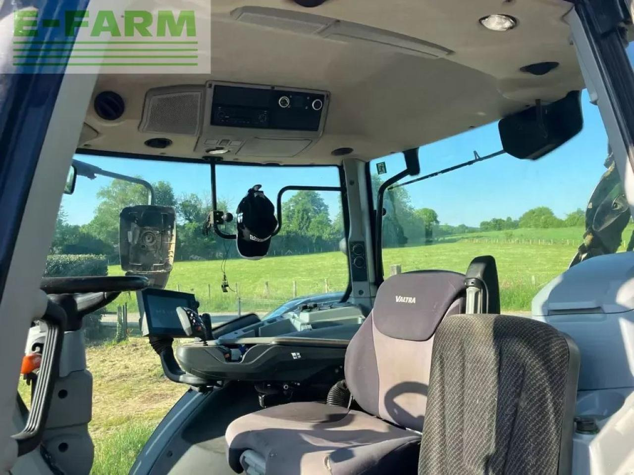 Valtra n 134 direct - Traktor: das Bild 5 Valtra n 134 direct - Traktor: das Bild 5