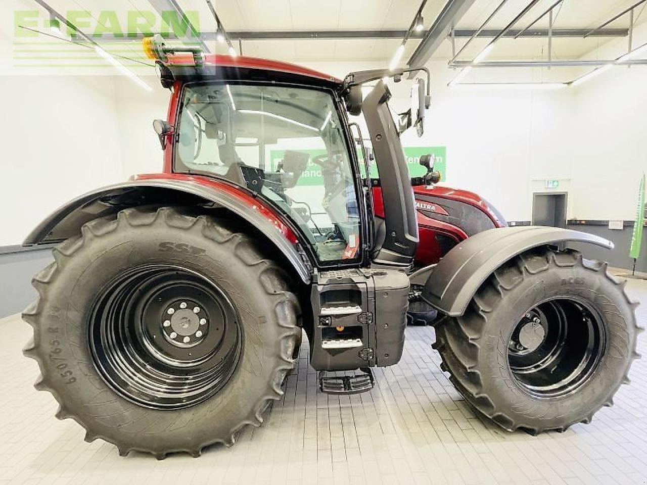 Valtra n 155e direct Direct - Traktor: das Bild 4 Valtra n 155e direct Direct - Traktor: das Bild 4