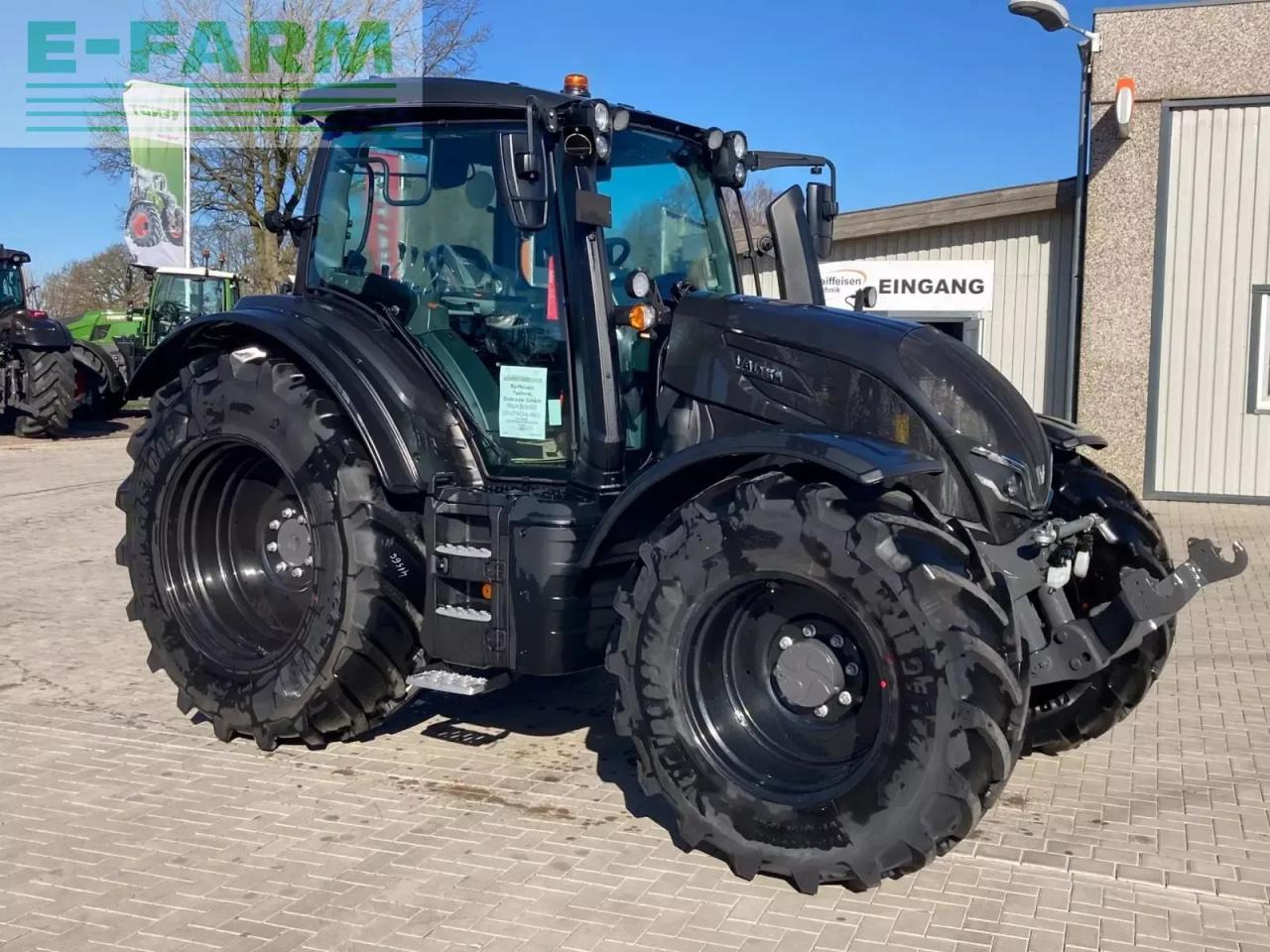 Valtra n 155ea - Traktor: das Bild 1 Valtra n 155ea - Traktor: das Bild 1