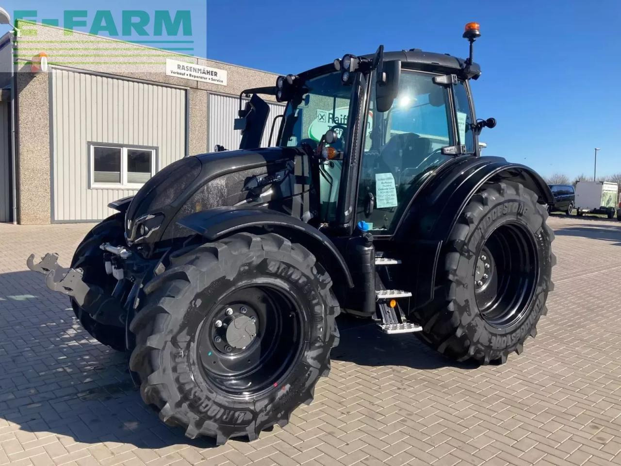 Valtra n 155ea - Traktor: das Bild 2 Valtra n 155ea - Traktor: das Bild 2