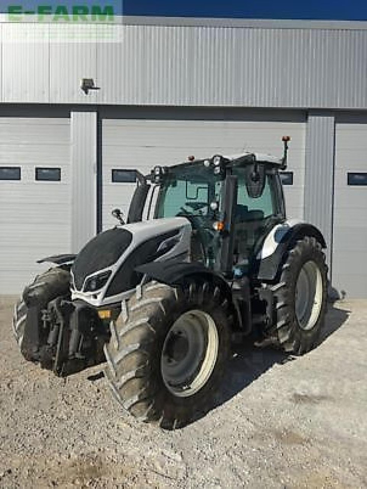 Valtra n134 h5 - Traktor: das Bild 1 Valtra n134 h5 - Traktor: das Bild 1