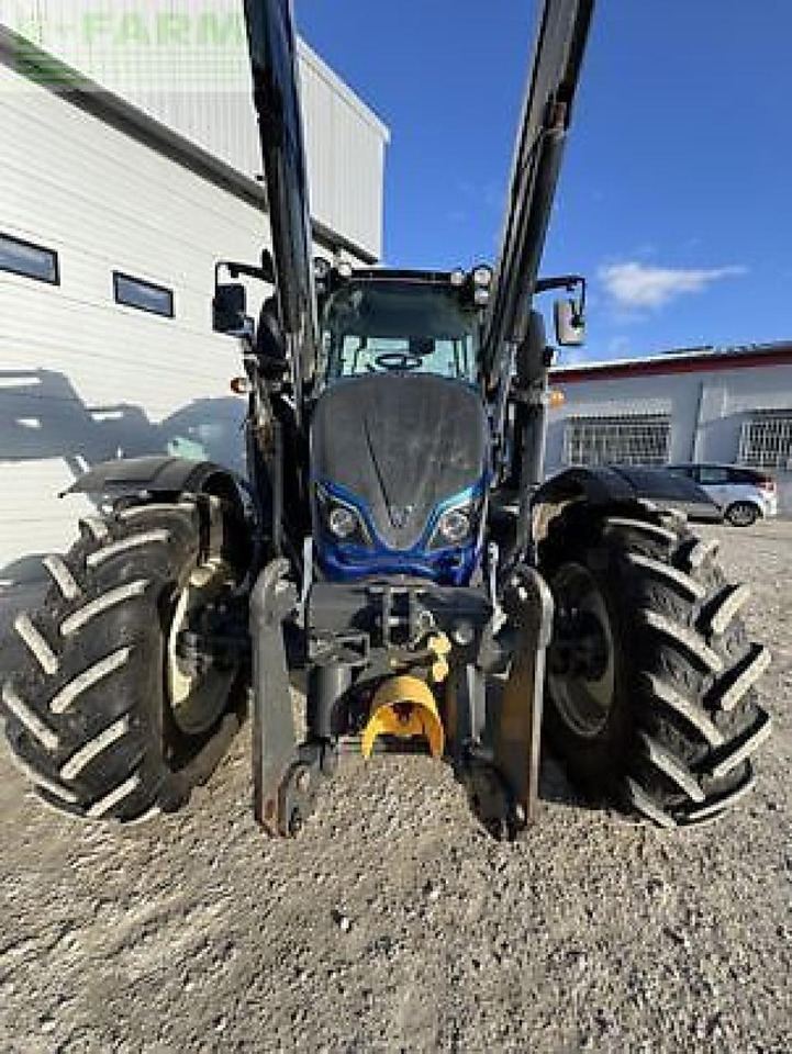Valtra n134a - Traktor: das Bild 2 Valtra n134a - Traktor: das Bild 2