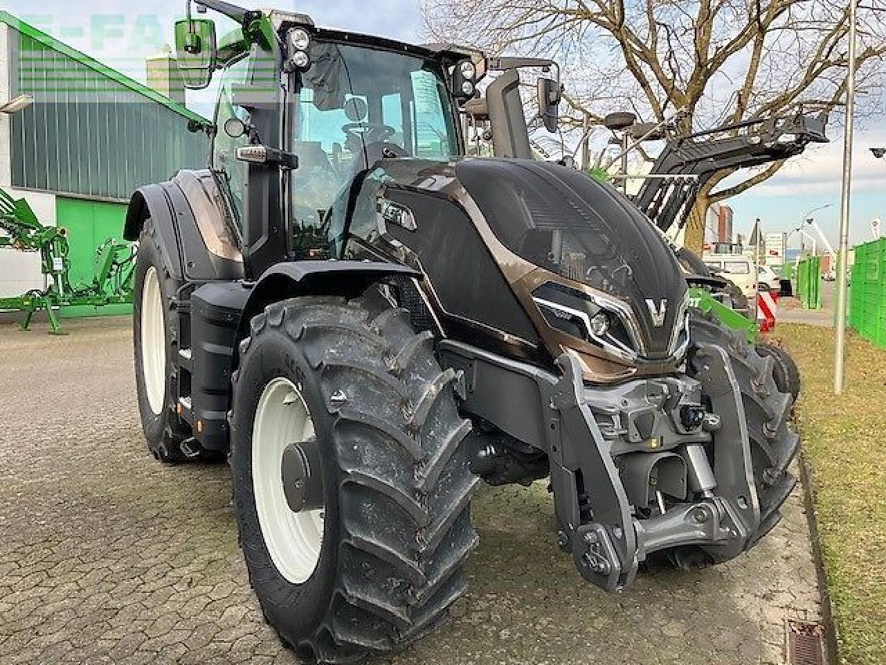 Valtra q285 - Traktor: das Bild 1 Valtra q285 - Traktor: das Bild 1